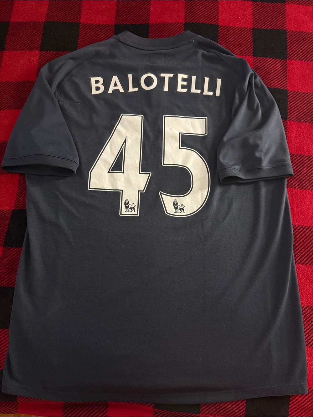 VINTAGE Manchester City #45 Mario Balotelli 2010-11 Umbro Away Jersey